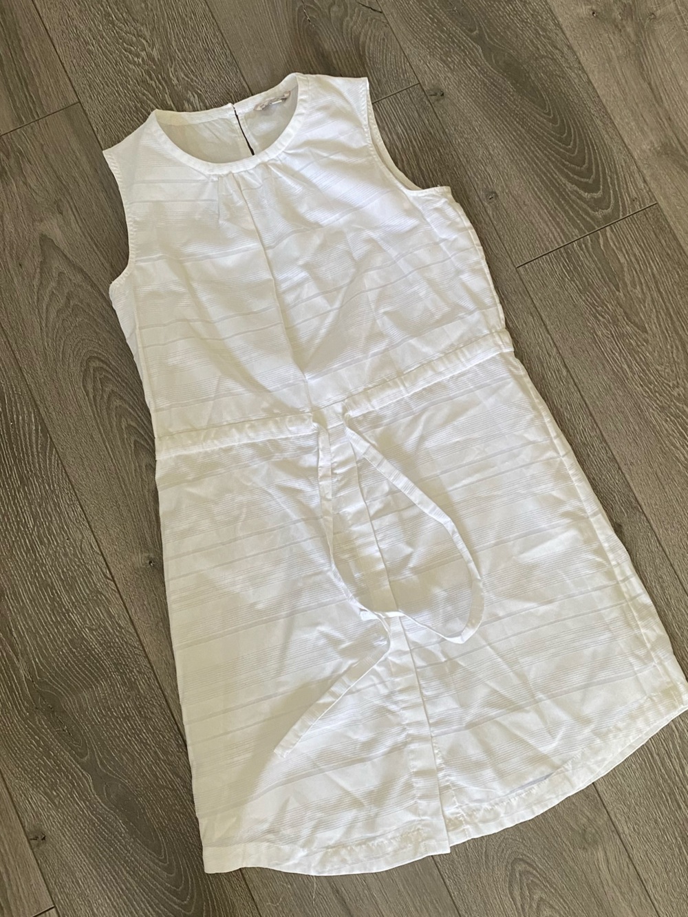 Gap White Sleeveless Tie-Waist Dress